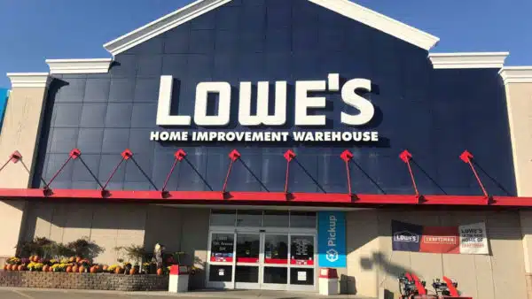 Lowes-retail
